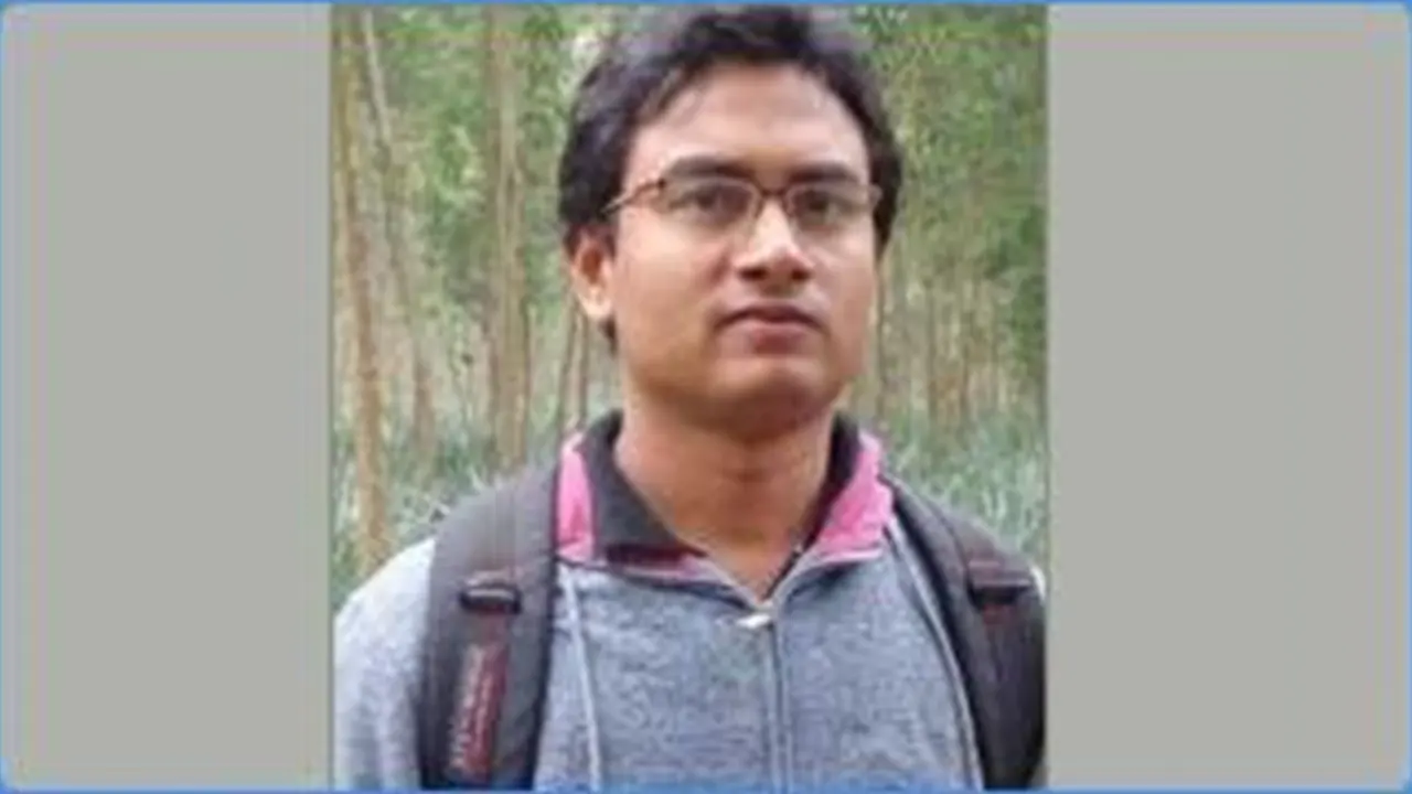 পুলিশ সদস্যের থেকে ঘুষ নিয়ে চাকরি হারালেন দুদক কর্...