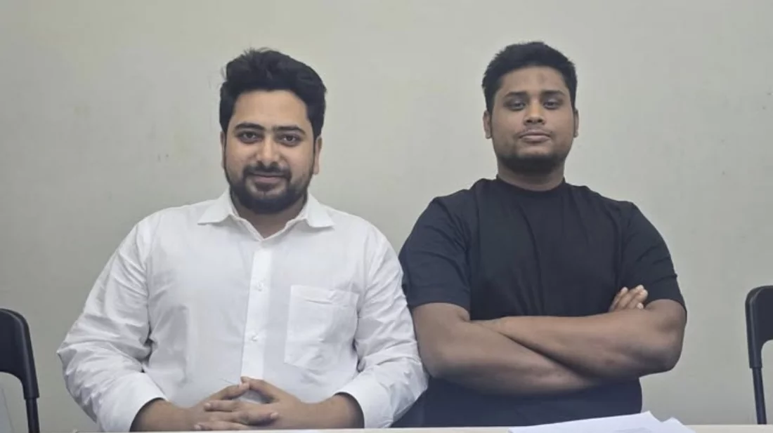 নাহিদকে আগামীর প্রধানমন্ত্রী বললেন হাসনাত...