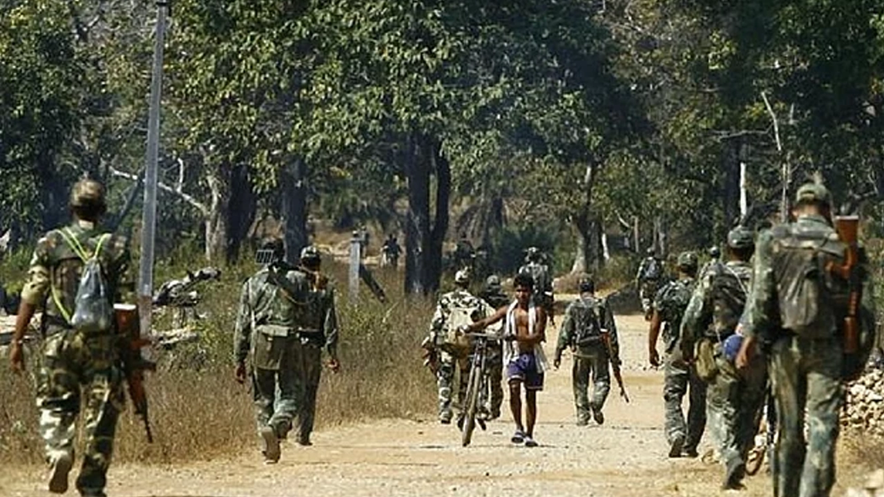 ভারতের ছত্তিশগড়ে ব্যাপক সংঘর্ষ, নিহত ৩০...