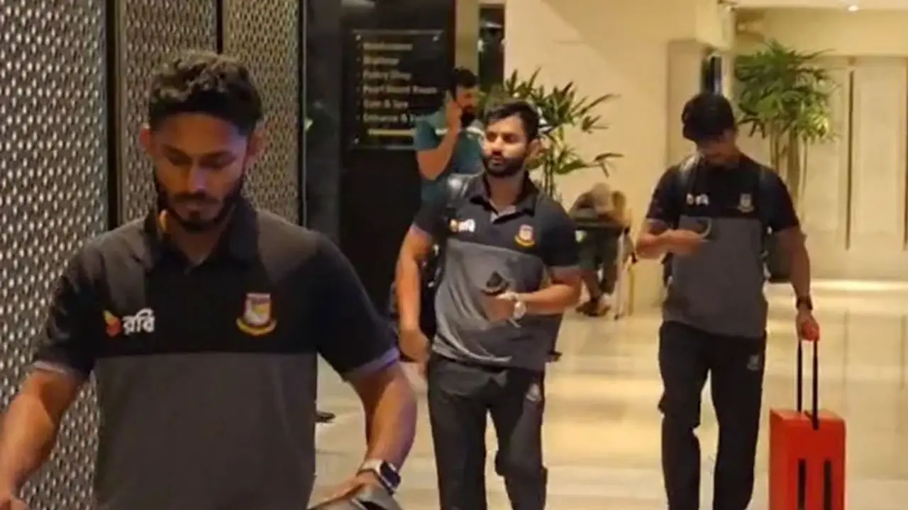 দ্বিতীয় বহরও পৌঁছেছে পাকিস্তানে, প্রস্তুত হচ্ছে টা...