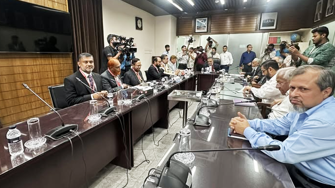 সিইসির সঙ্গে বৈঠকে জামায়াত...