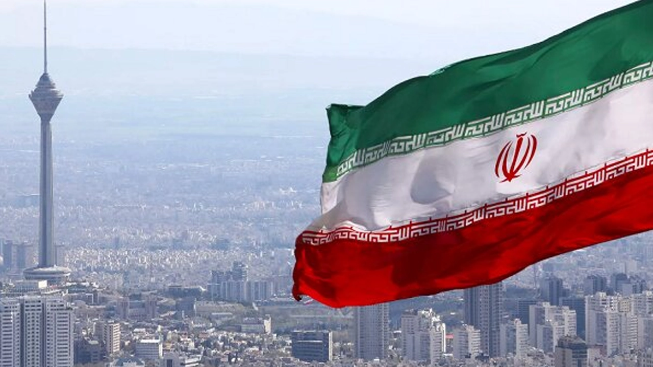 ট্রাম্পের বক্তব্য লক্ষ-কোটি মুসলিমের অনুভূতিতে আঘা...