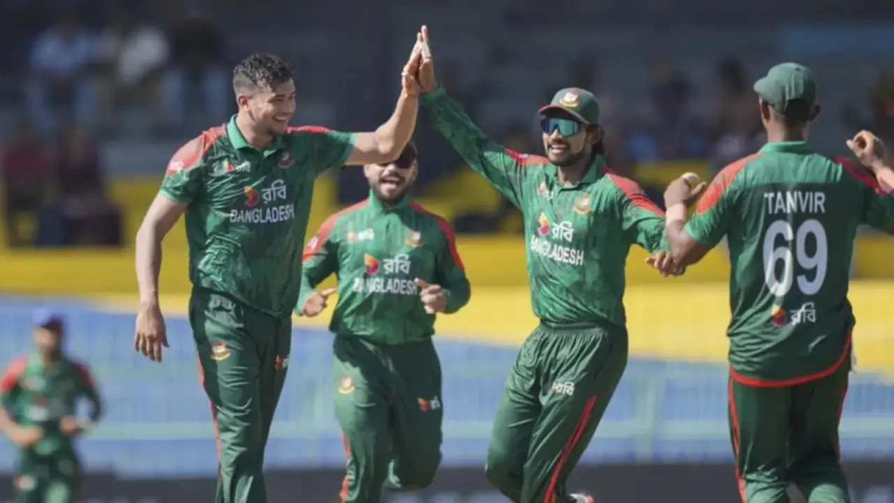 তাসকিন-তানজিমে বিধ্বস্ত শ্রীলঙ্কা, কলম্বোতে শুরুতে...