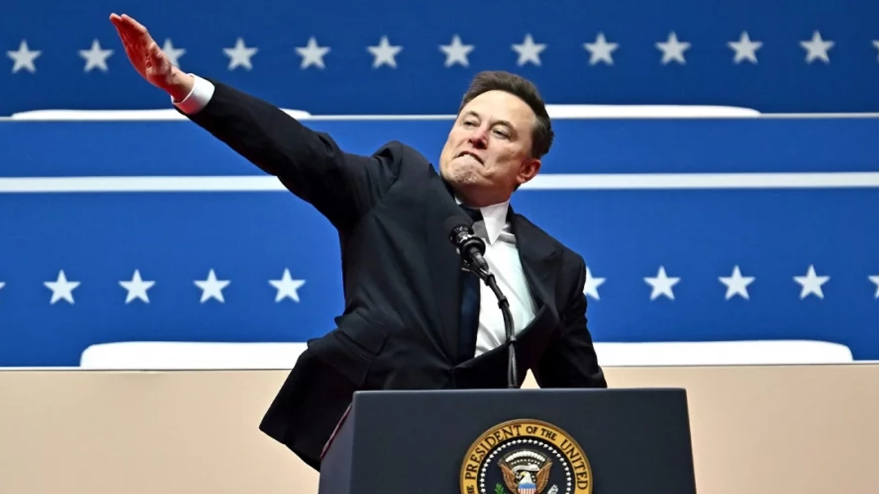 স্ট্যানফোর্ডের পিএইচডি ছেড়ে ব্যবসায় নেমেছিলেন আজকের ইলন মাস্ক