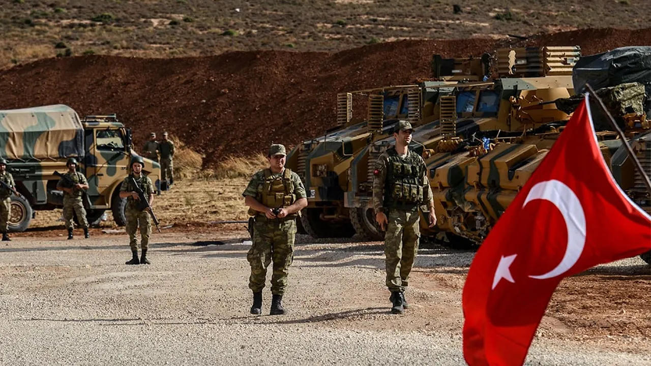 ইরাকে তুরস্কের ১২ সেনা নিহত...