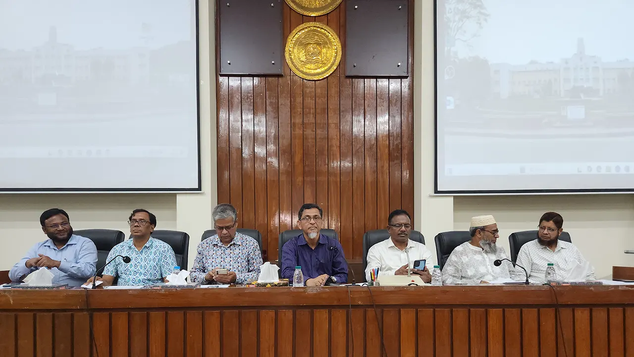 রাকসু নির্বাচন ১৫ সেপ্টেম্বর...