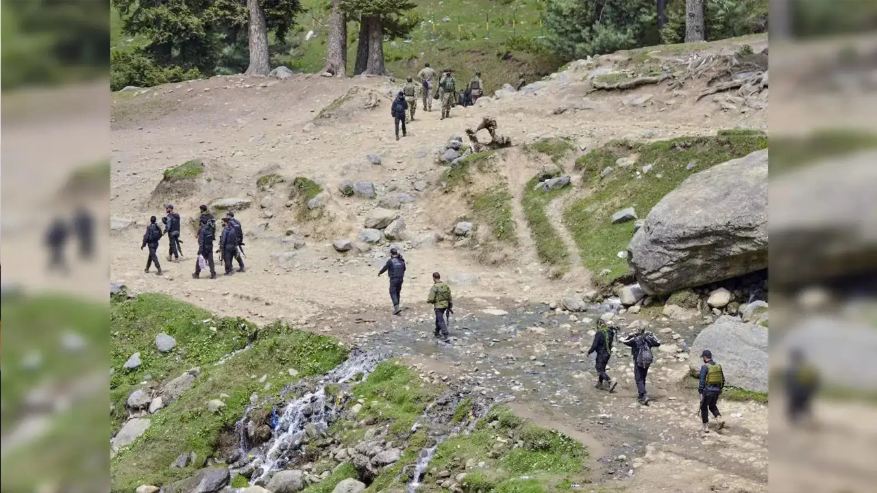 পেহেলগাম হামলার মূল অভিযুক্তসহ ৩ জনকে হত্যার দাবি ...