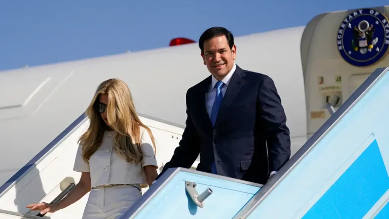 কাতারের প্রতিশোধের শঙ্কার মধ্যে ইসরায়েল গেলেন মার্...