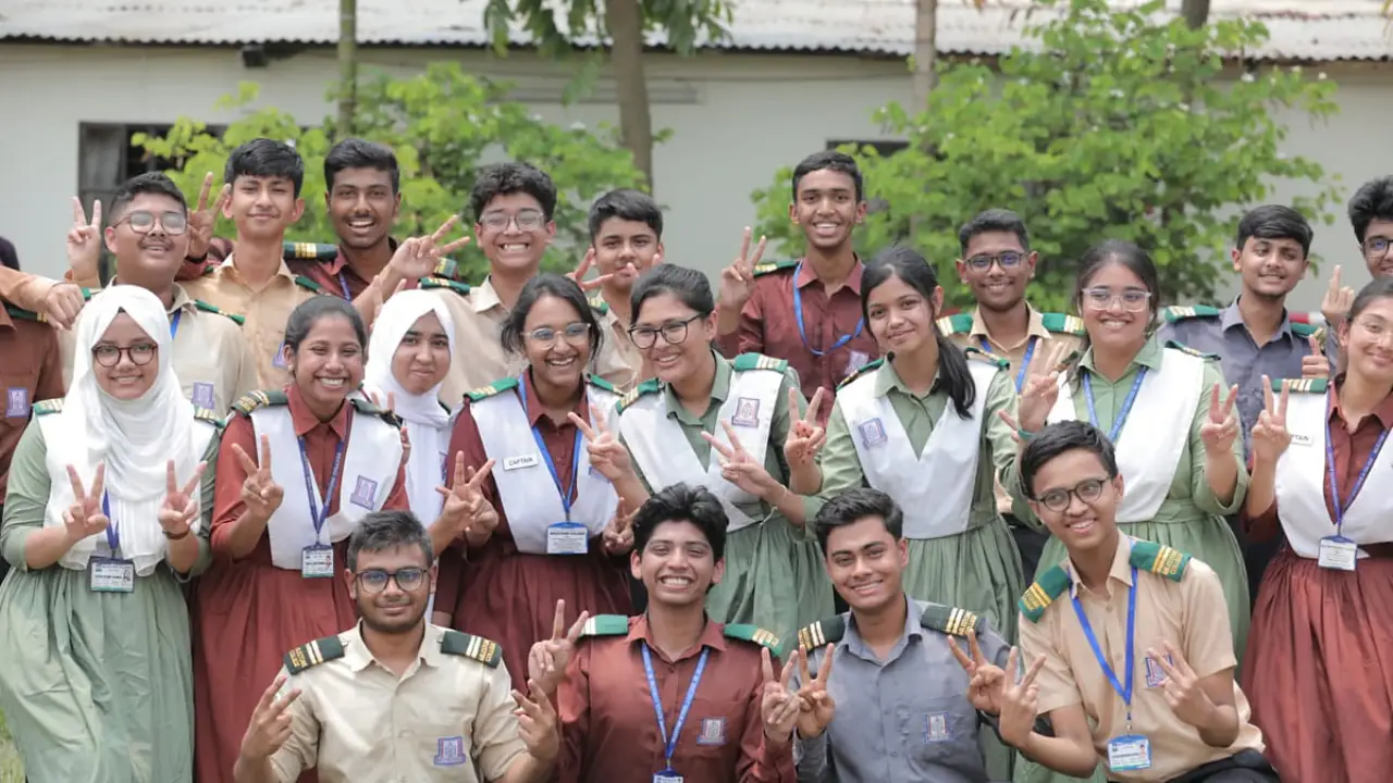 এইচএসসিতে জিপিএ ৫-এর সংখ্যা কমলো অর্ধেকেরও বেশি...