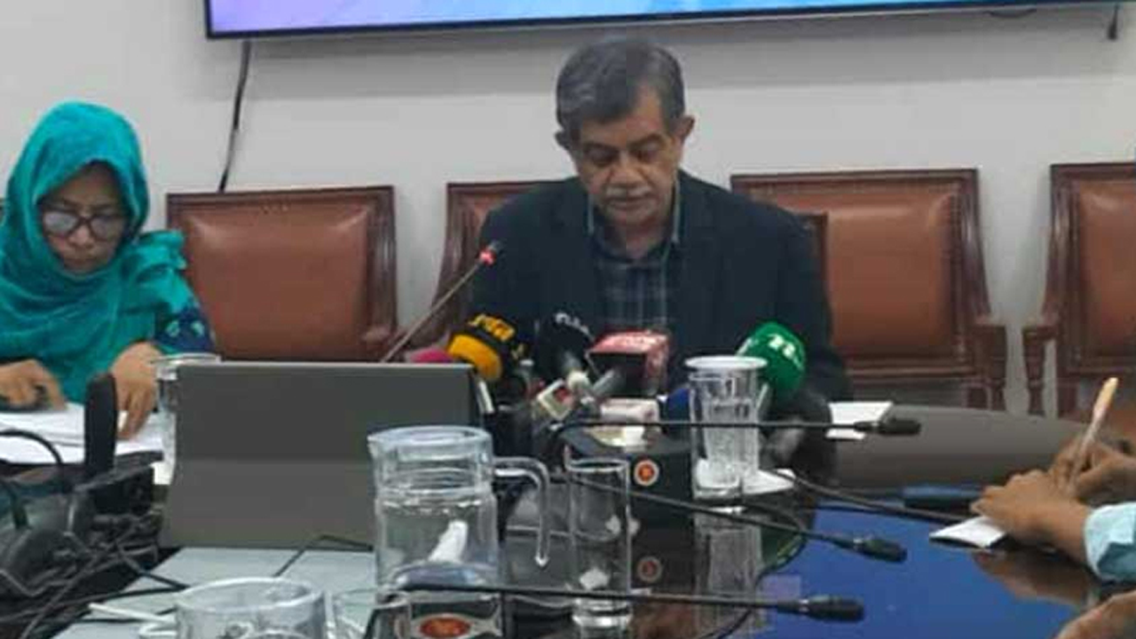 এইচএসসির ফল সবাইকে বিস্মিত করেছে : শিক্ষা উপদেষ্টা...