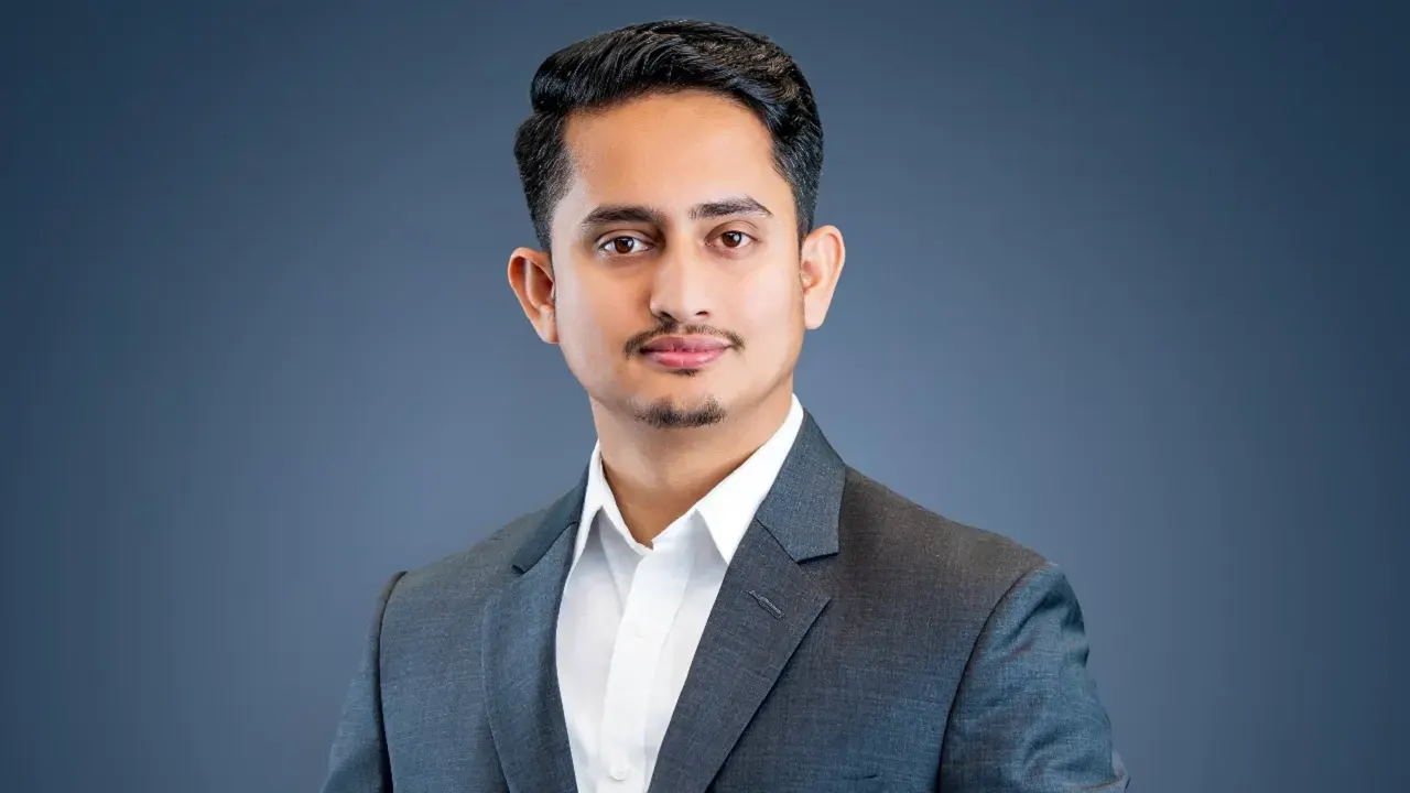 আগুন লাগার ঘটনা নিয়ে সারজিসের পোস্ট...